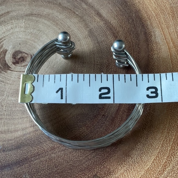 Bangle bracelet - Picture 3 of 3